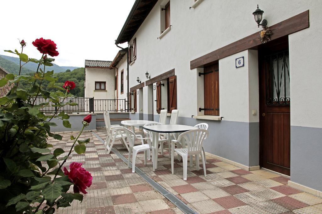 Apartamentos Irati Olaldea Oroz-Betelu Exterior photo